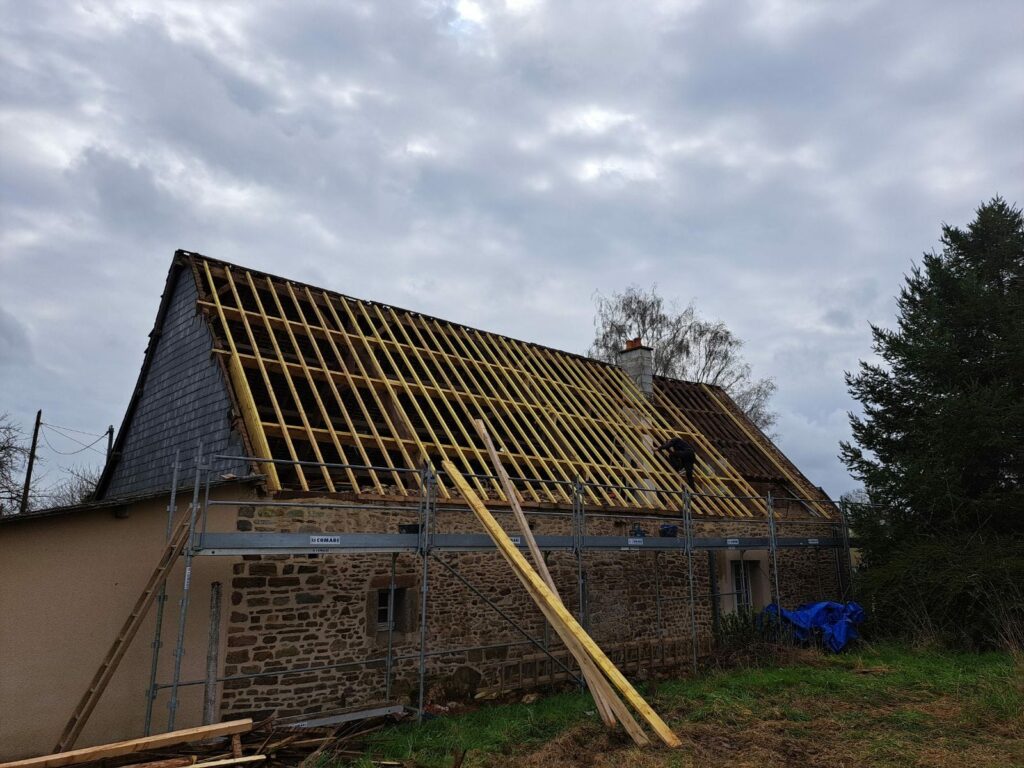 Marsolier Legault Couvreur Fougeres CHARPENTE 3